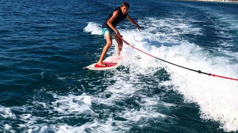 Water ski-wakeboard-naxos-greece-wakeskate-kneeboard.jpg11