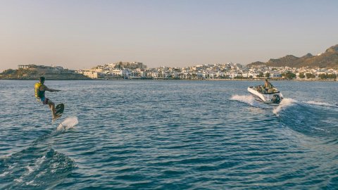 Water ski-wakeboard-naxos-greece-wakeskate-kneeboard.jpg8