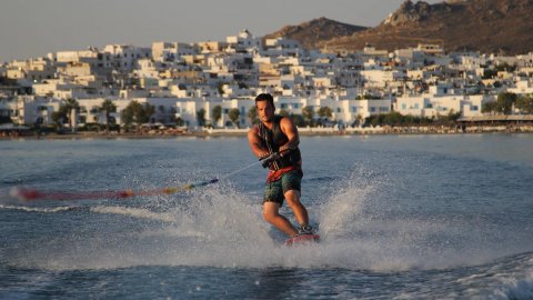 Water ski-wakeboard-naxos-greece-wakeskate-kneeboard.jpg2
