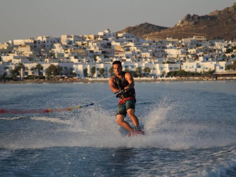 Water ski-wakeboard-naxos-greece-wakeskate-kneeboard.jpg2