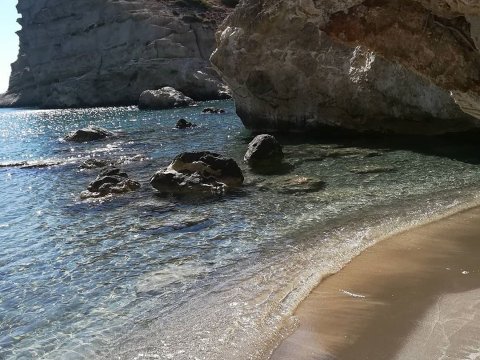 boat-trip-milos-tour-greece-σκαφος-βαρκα.jpg12