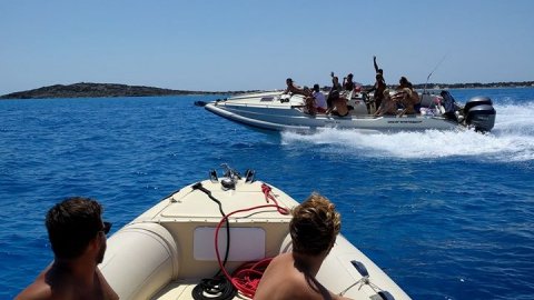 boat-trip-myrtos-ierapetra-crete-greece.jpg11