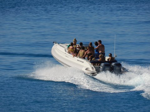 boat-trip-myrtos-ierapetra-crete-greece.jpg4