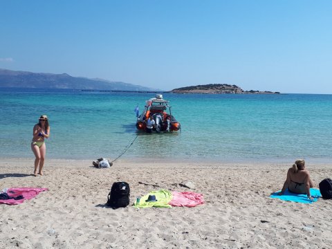 snorkeling-boat-trip-karystos-evia-greece-petali