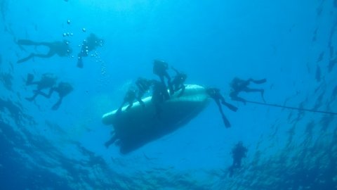 serifos-discover-scuba-diving-καταδυσεις-greece-center.jpg4
