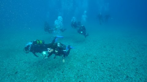 serifos-discover-scuba-diving-καταδυσεις-greece-center.jpg3