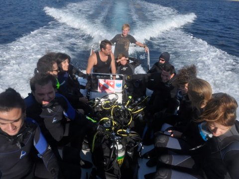 serifos-discover-scuba-diving-καταδυσεις-greece-center