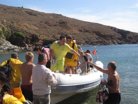 serifos-boat-trip-day-greece-σκαφος.jpg10