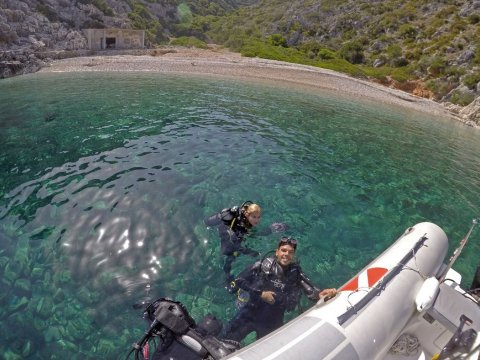 ithaka-scuba-diving-discover-καταδυσεις-greece-ιθακη-center.jpg5