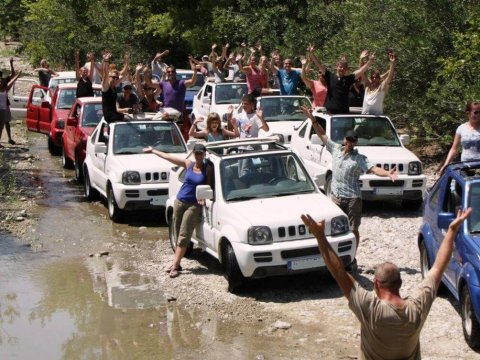 jeep-safari-4x4-off-road-rethymno-crete-greece-creta.jpg2