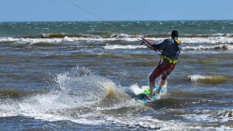 kite-surf-lessons-nea-kios-nafplio-greece-μαθηματα.jpg8