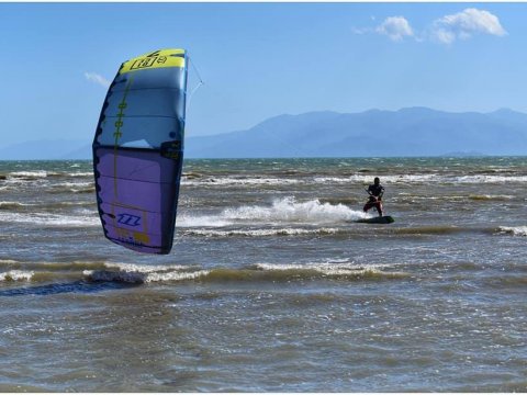 kite-surf-lessons-nea-kios-nafplio-greece-μαθηματα.jpg7