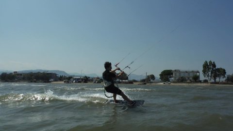 kite-surf-lessons-nea-kios-nafplio-greece-μαθηματα.jpg5