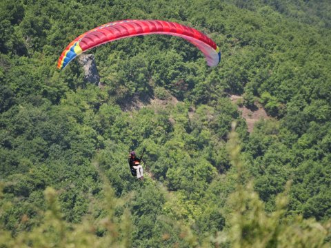 paragliding-tandem-flights-plastira-lake-greece-αλεξιπτωτο-πλαγιας-παραπεντε-λιμνη.jpg2