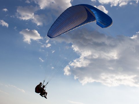 paragliding-tandem-flights-chalkidiki-grece-αλεξιπτωτο-πλαγιας-παραπεντε.jpg6