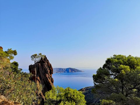 hiking-tour-methana-volcano-greece-peristera-cave-πεζοπορια.jpg6