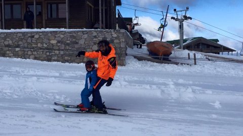 ski-snowboard-lessons-kalavryta-helmos-greece-μαθηματα.jpg8