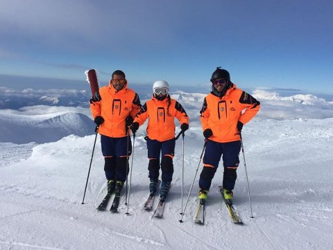 ski-snowboard-lessons-kalavryta-helmos-greece-μαθηματα.jpg6