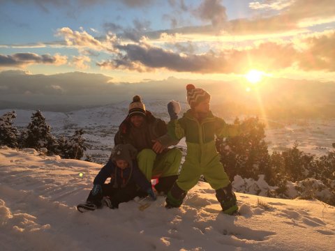 ski-snowboard-lessons-parnassos-μαθηματα-greece-χιονοδρομικο-center.jpg12