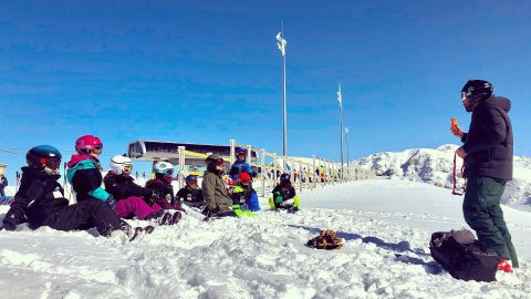 Ski & Snowboard Lessons Parnassos