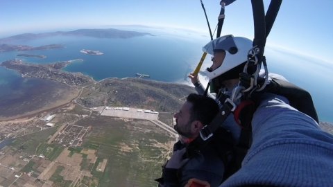 skydive-athens-attica-greece-tandem-flighs-ελεύθερη-πτωση-αλεξιπτωτο.jpg2