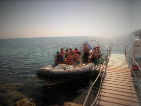 Boat-tour-snorkeling-trip-samos-greece-σκάφος.jpg2