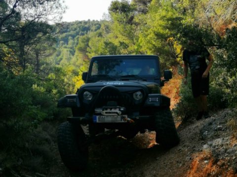 Jeep-safari-greece-derbenoxoria-offroad-4x4-parnitha (1)