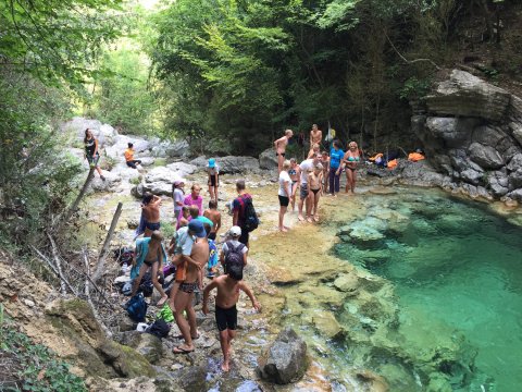 river-trekking-rema-orlia-olympuw-greece.jpg2