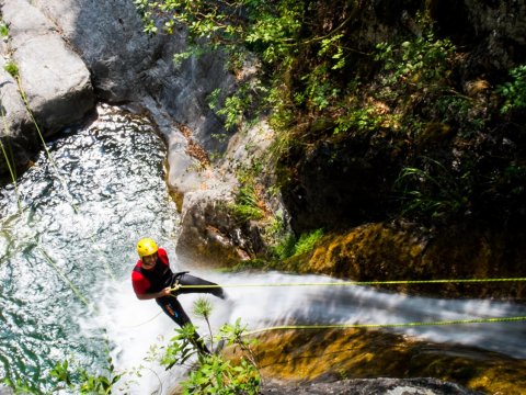 canyoning-faraggi-orlia-Olympus-gorge-greece.jpg2