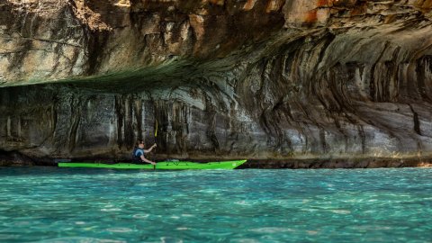 sea-kayak-crete-sfakia-loutro-greece-creta.jpg7