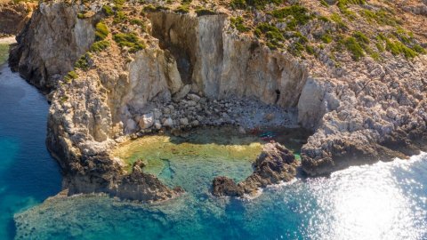 sea-kayak-crete-bali-creta-greece.jpg11