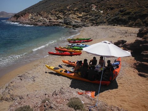 sea-kayak-hiking-snorkeling-mykonos-greece-πεζοπορια