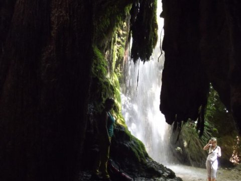 hiking-nemouta-waterfalls-greece-erymanthos-πεζοπορια-καταρρακτες.jpg5