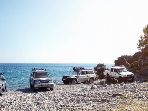 4x4-halkidiki-jeep-safari-trip-kassandra-offroad-greece-tour.jpg12