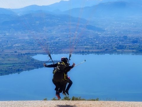 paragliding-flight-αλεξιπτωτο-πλαγιας-παραπεντε-γιάννενα-ioannina-greece-fly.jpg5