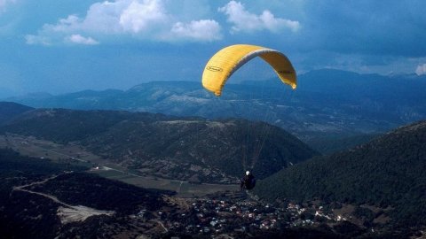 παραπεντε-paragliding-flight-zagori-zagorochoria-αλεξιπτωτο-πλαγιας-ασπραγγέλοι-greece.jpg6