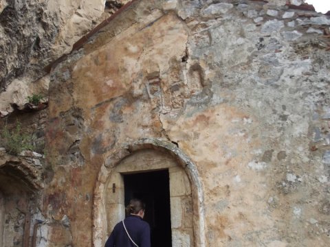 hiking-lousios-pezoporia-greece-trekking-gorge-canyon (5)