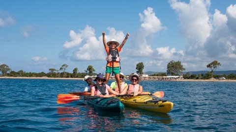 sea-kayak-explore-navarino-bey-greece-messinia-tour