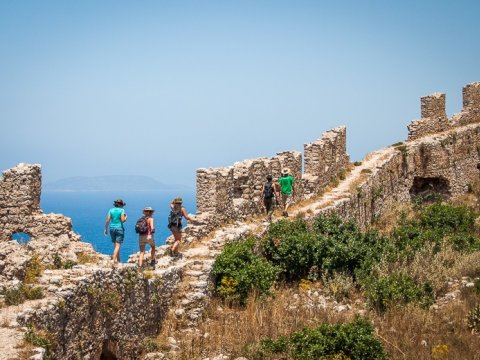 hiking-navarino-bay-greece-messinia-πεζοπορία.jpg2