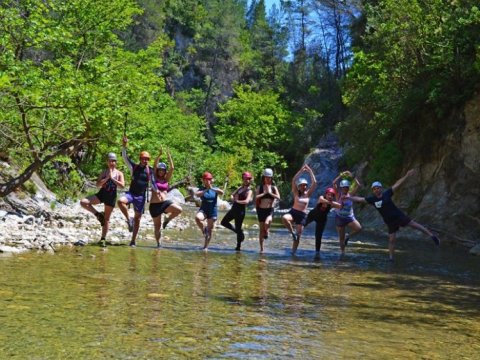 river-trekking-bolovinena-canyon-evia-greece-euboea-hiking-πεζοπορία-φαράγγι-ποτάμι.jpg9