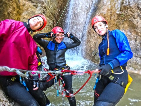 canyoning-mega-rema-greece-gorge-φαράγγι.jpg4