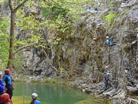 canyoning-drimonas-waterfall-evia-greece-gorge-καταρράκτες-euboea.jpg12