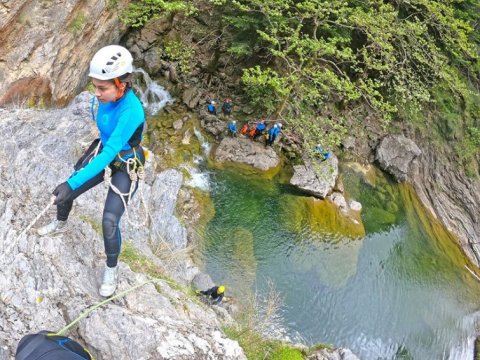 canyoning-drimonas-waterfall-evia-greece-gorge-καταρράκτες-euboea.jpg9