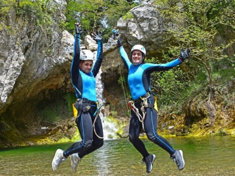 canyoning-drimonas-waterfall-evia-greece-gorge-καταρράκτες-euboea.jpg6