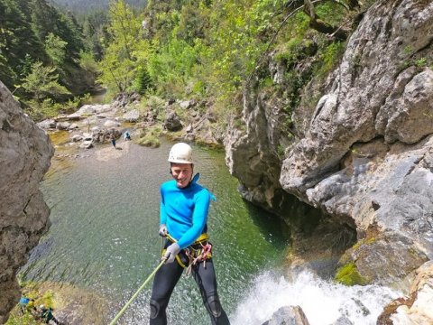 canyoning-drimonas-waterfall-evia-greece-gorge-καταρράκτες-euboea.jpg4