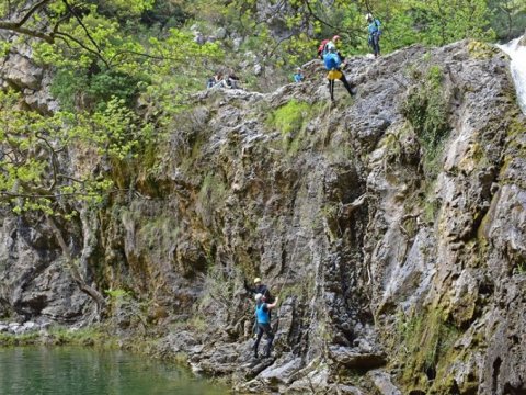 canyoning-drimonas-waterfall-evia-greece-gorge-καταρράκτες-euboea.jpg3