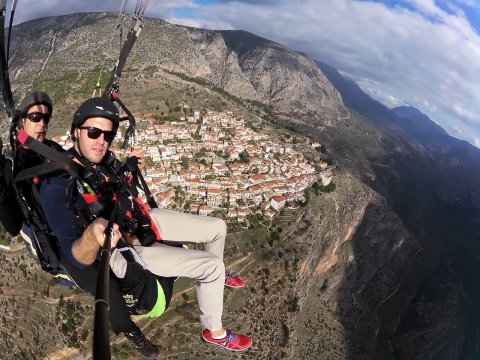 paragliding-Delphi-Greece-παραπεντε-αλεξιπτωτο-πλαγιας-Δελφούς.jpg8