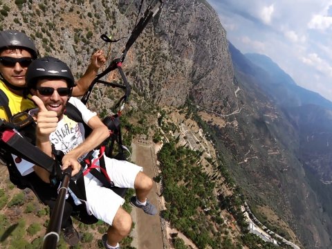 paragliding-Delphi-Greece-παραπεντε-αλεξιπτωτο-πλαγιας-Δελφούς.jpg4