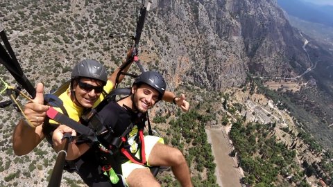 paragliding-Delphi-Greece-παραπεντε-αλεξιπτωτο-πλαγιας-Δελφούς.jpg3