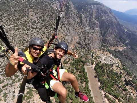 paragliding-Delphi-Greece-παραπεντε-αλεξιπτωτο-πλαγιας-Δελφούς.jpg3